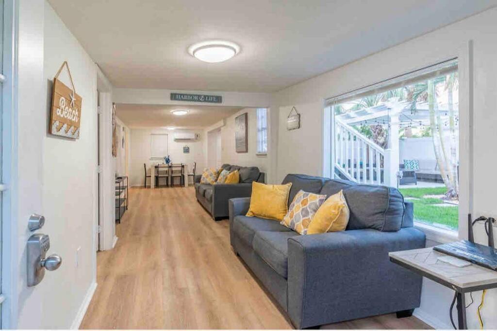 Lovely 2 Bedrooms, Steps Away From The Beach. Bradenton Beach Dış mekan fotoğraf